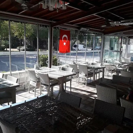 Daves Place 말마리스