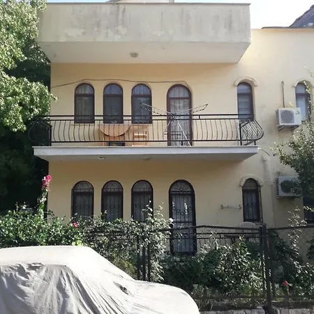 Daves Place